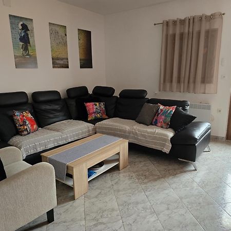 House Melly With Swimming Pool Βίλα Rovinjsko Selo Εξωτερικό φωτογραφία